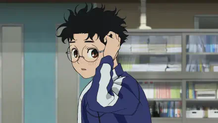 A character from the anime Dandadan, featuring a young person with curly hair and glasses, set against a backdrop of shelves filled with books, in 4K Ultra HD quality.