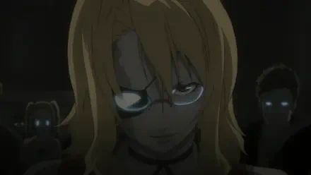 4K Ultra HD anime wallpaper featuring Nice Holystone from Baccano!, with her glasses reflecting light and shadowy figures behind her in a dark setting.
