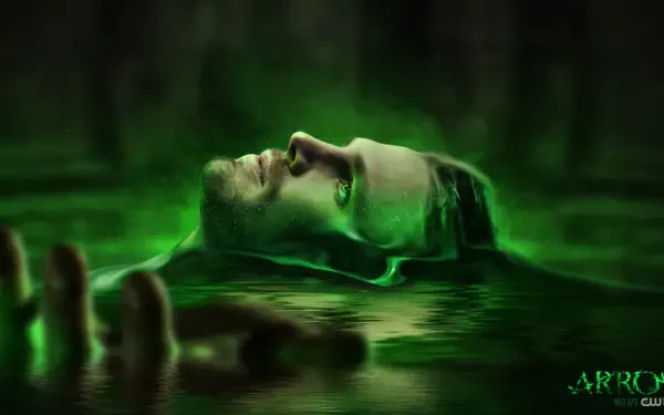 4K Ultra HD wallpaper featuring the Arrow from the TV show, immersed in green-tinted water with a focused, intense expression on his face.