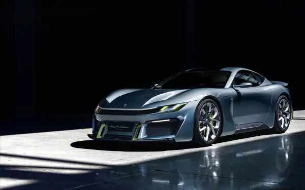 Lynk & Co GT car/vehicle on a reflective floor under dramatic studio lighting — 4K Ultra HD PC desktop wallpaper and background.