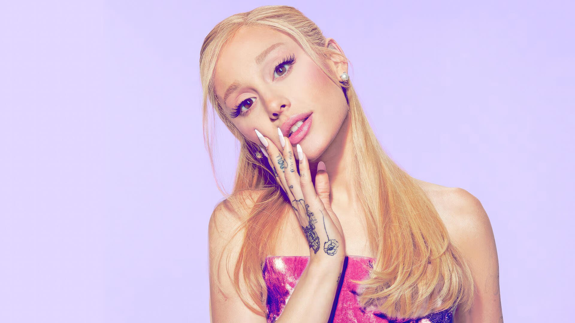Close-up portrait of a blonde female singer and celebrity in a glossy pink dress against a soft lavender backdrop — 4K Ultra HD PC desktop wallpaper.