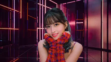 5K Ultra HD PC wallpaper: smiling Japanese model in red plaid gloves, K-pop–style neon geometric backdrop inspired by TWICE/MiSaMo aesthetics.