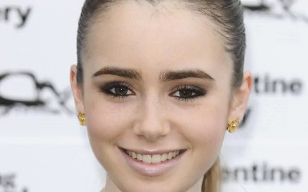 Celebrity Lily Collins HD Desktop Wallpaper | Background Image
