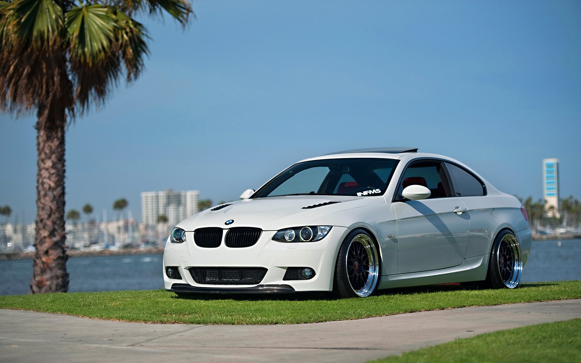 BMW e90 HD