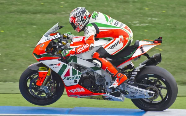 vehicle Aprilia RSV4 HD Desktop Wallpaper | Background Image
