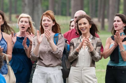 movie Playing For Keeps people celebration HD Desktop Wallpaper | Background Image