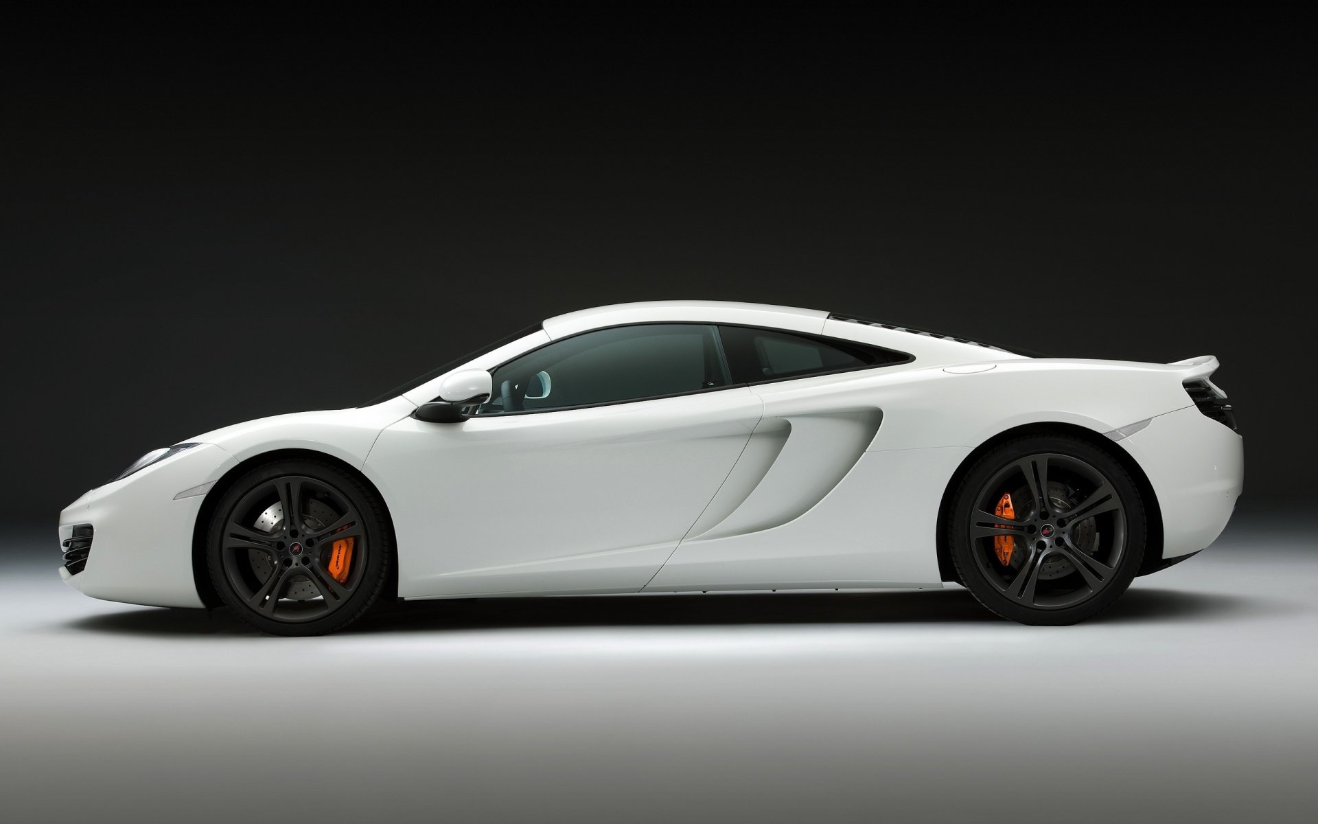 Download Vehicle McLaren MP4-12C HD Wallpaper