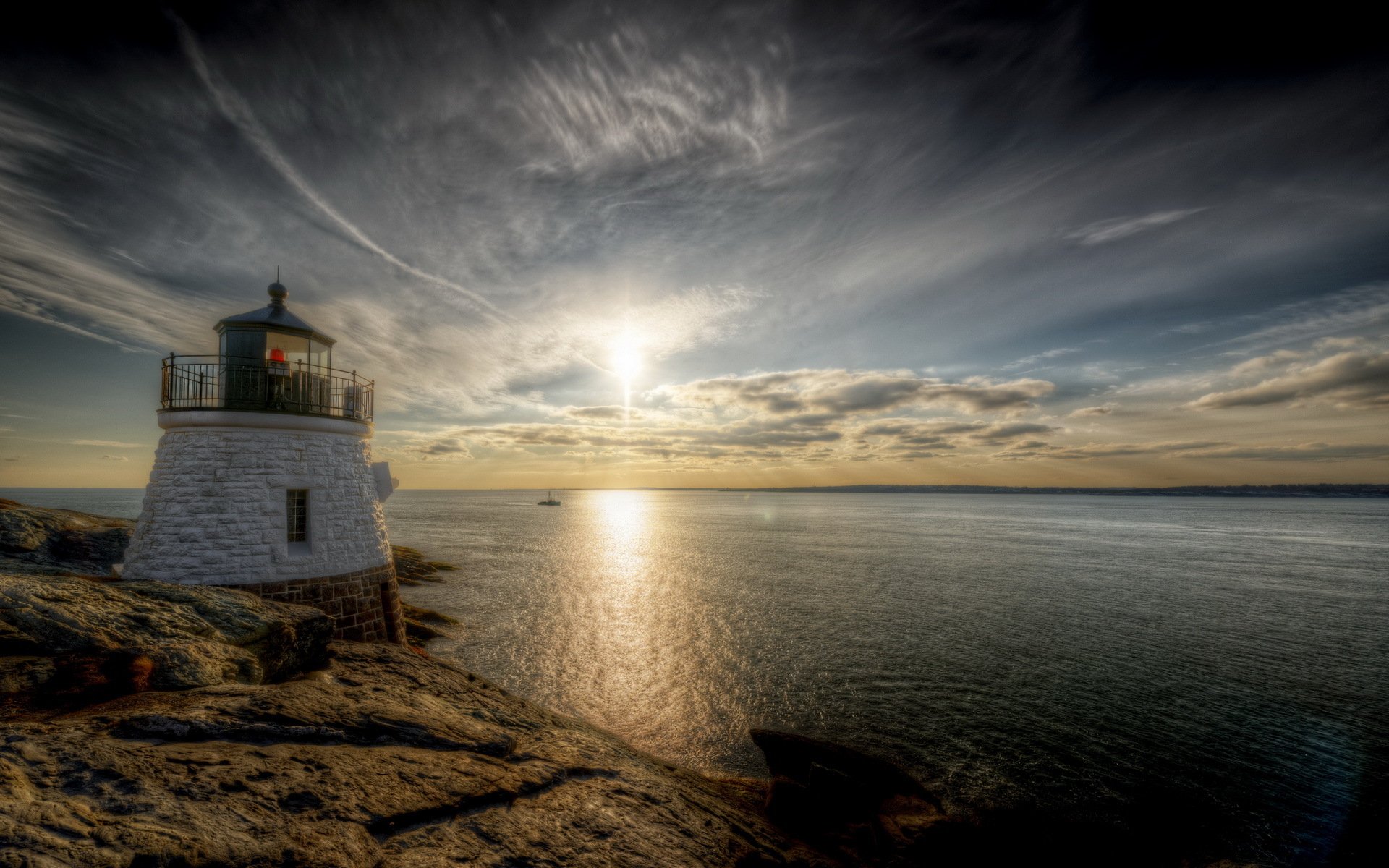 Majestic Lighthouse HD Wallpaper: Man-Made Beacon at Sunset | 1920x1200 ...