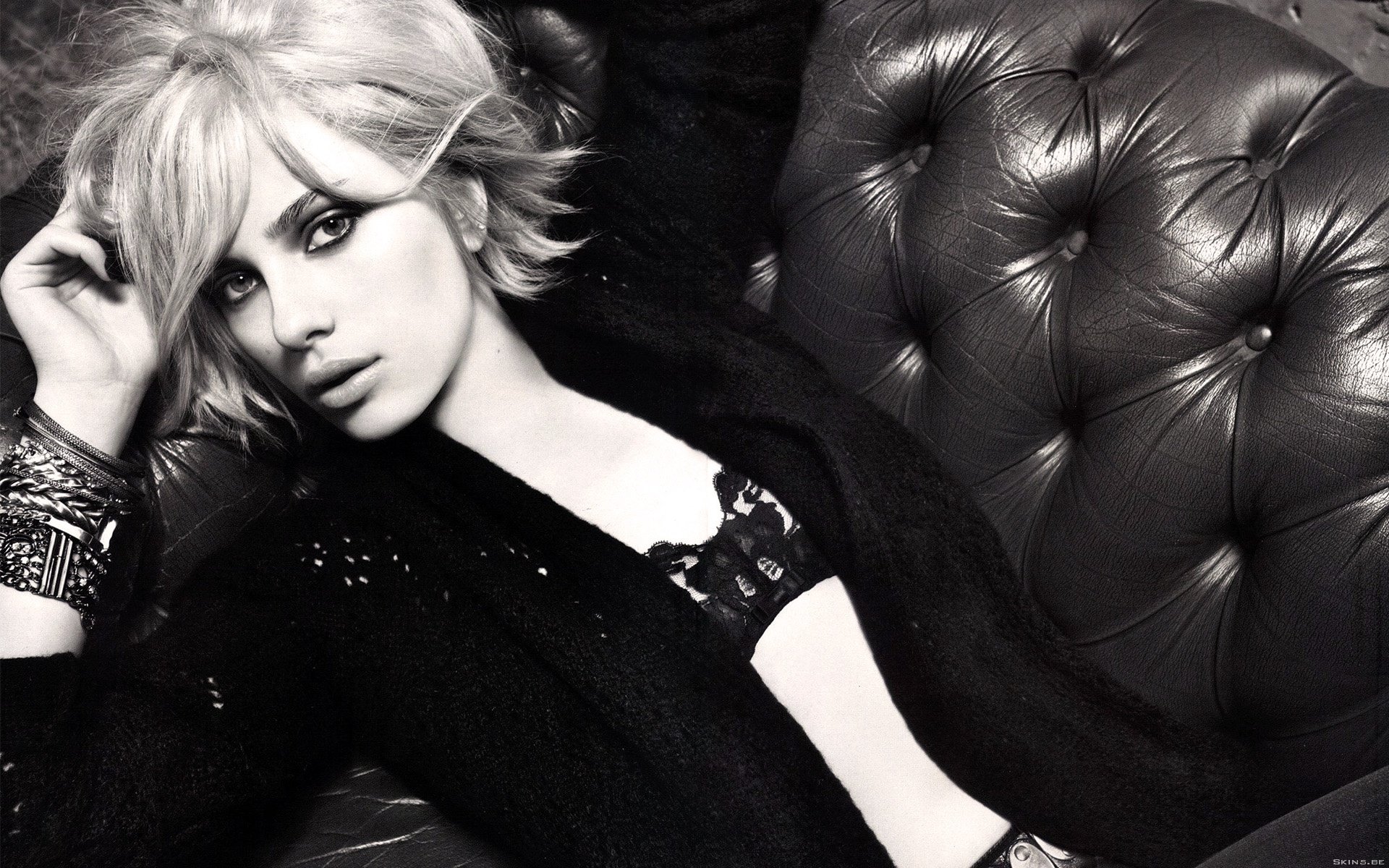 Download Celebrity Scarlett Johansson HD Wallpaper