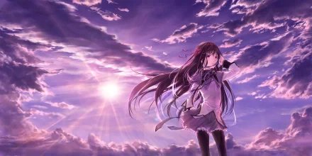 HD PC desktop wallpaper featuring Homura Akemi from the anime Puella Magi Madoka Magica against a dramatic purple sky with sun rays breaking through clouds.