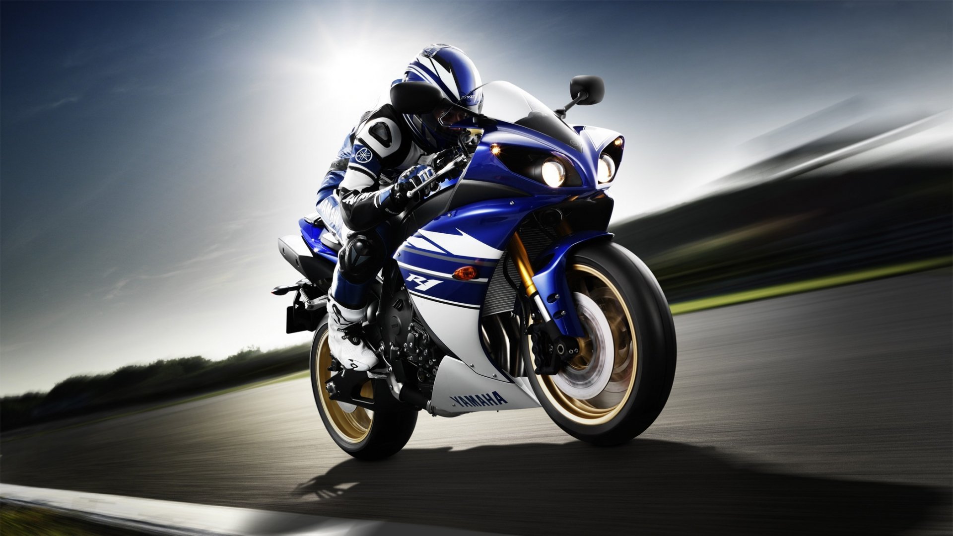 Download Vehicle Yamaha Yzf R Hd Wallpaper