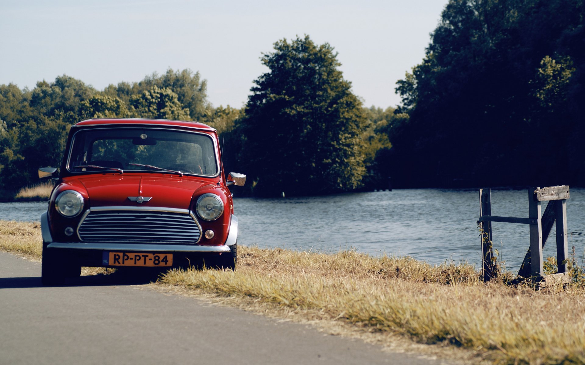 Download Vehicle Mini Cooper HD Wallpaper