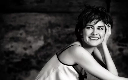 Celebrity Audrey Tautou HD Desktop Wallpaper | Background Image
