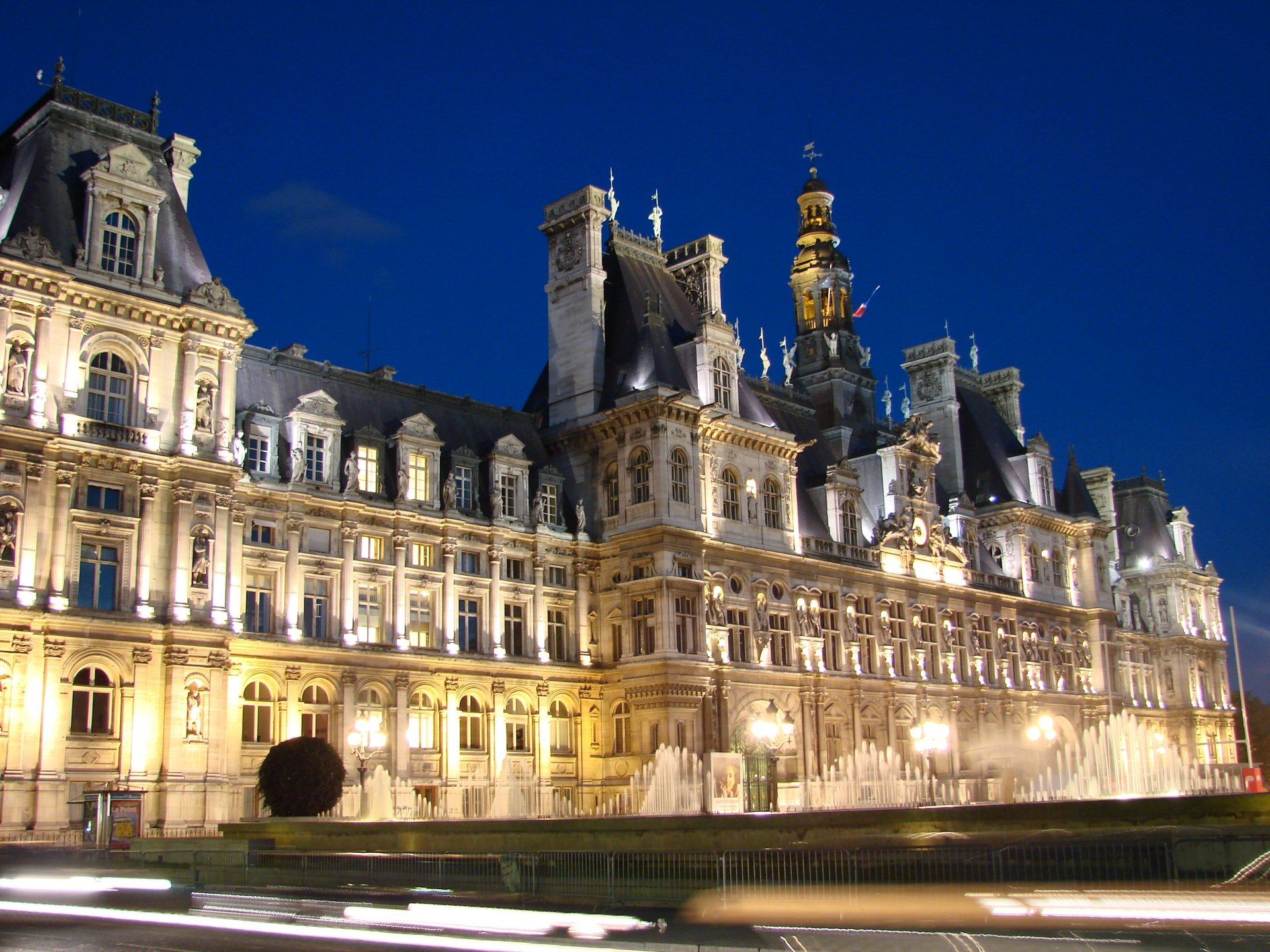 Download France Man Made Hôtel De Ville HD Wallpaper