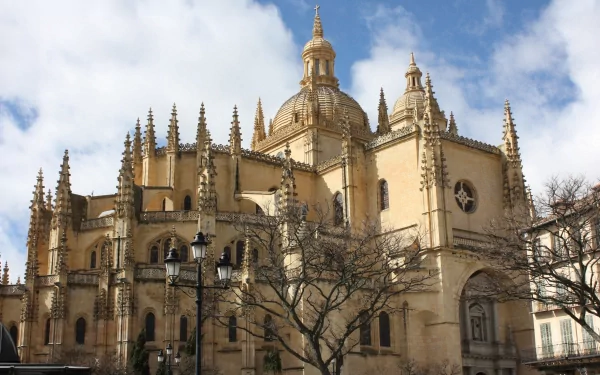 religious segovia cathedral HD Desktop Wallpaper | Background Image
