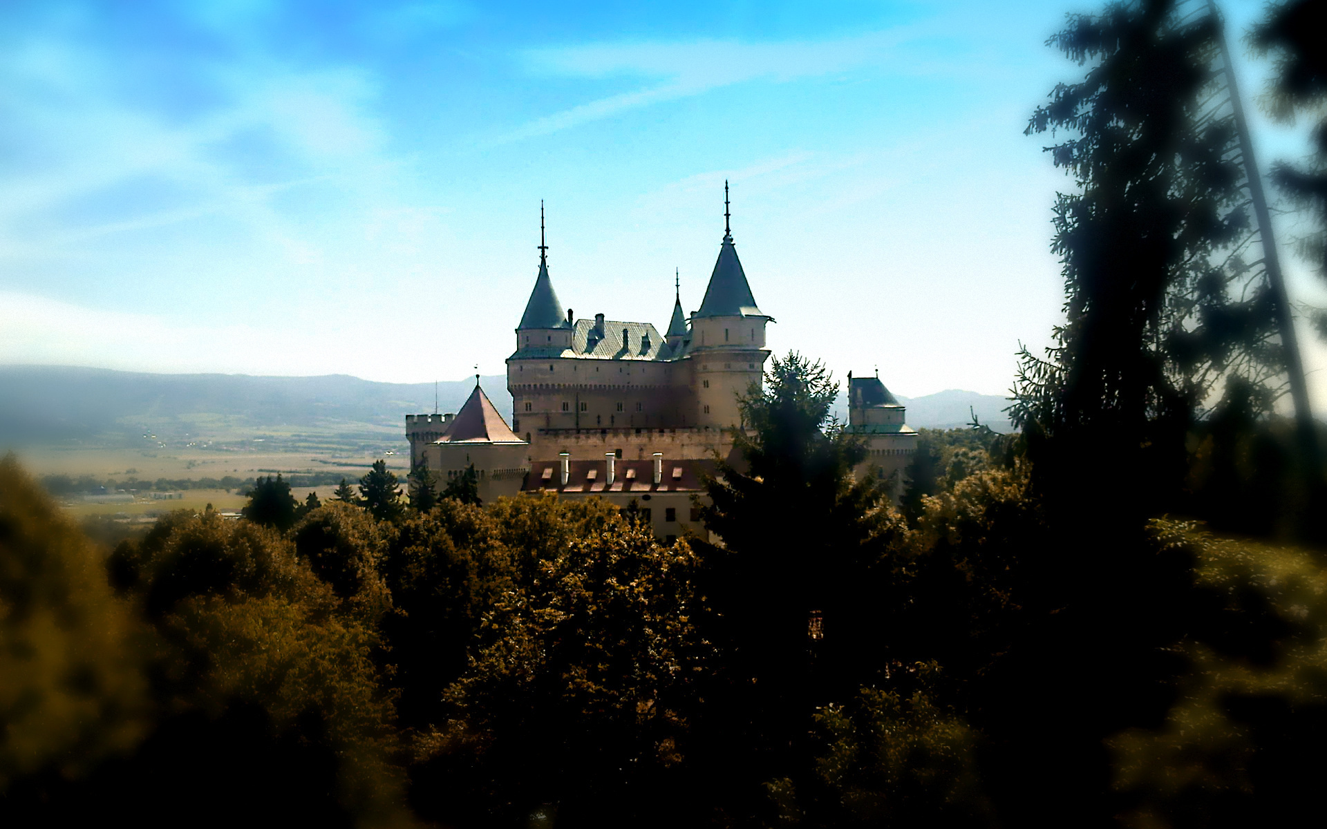 Man Made Bojnice Castle HD Wallpaper | Background Image
