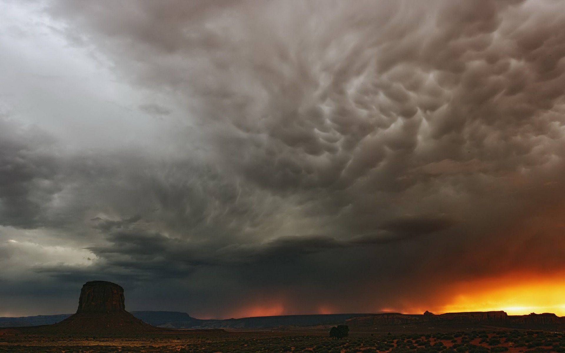 Download Nature Storm HD Wallpaper