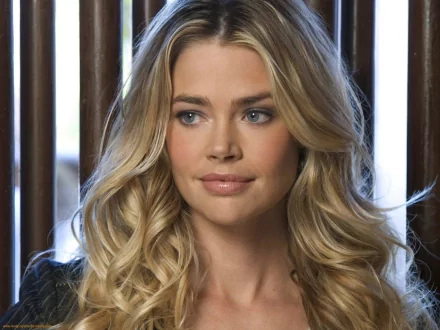 Celebrity Denise Richards HD Desktop Wallpaper | Background Image