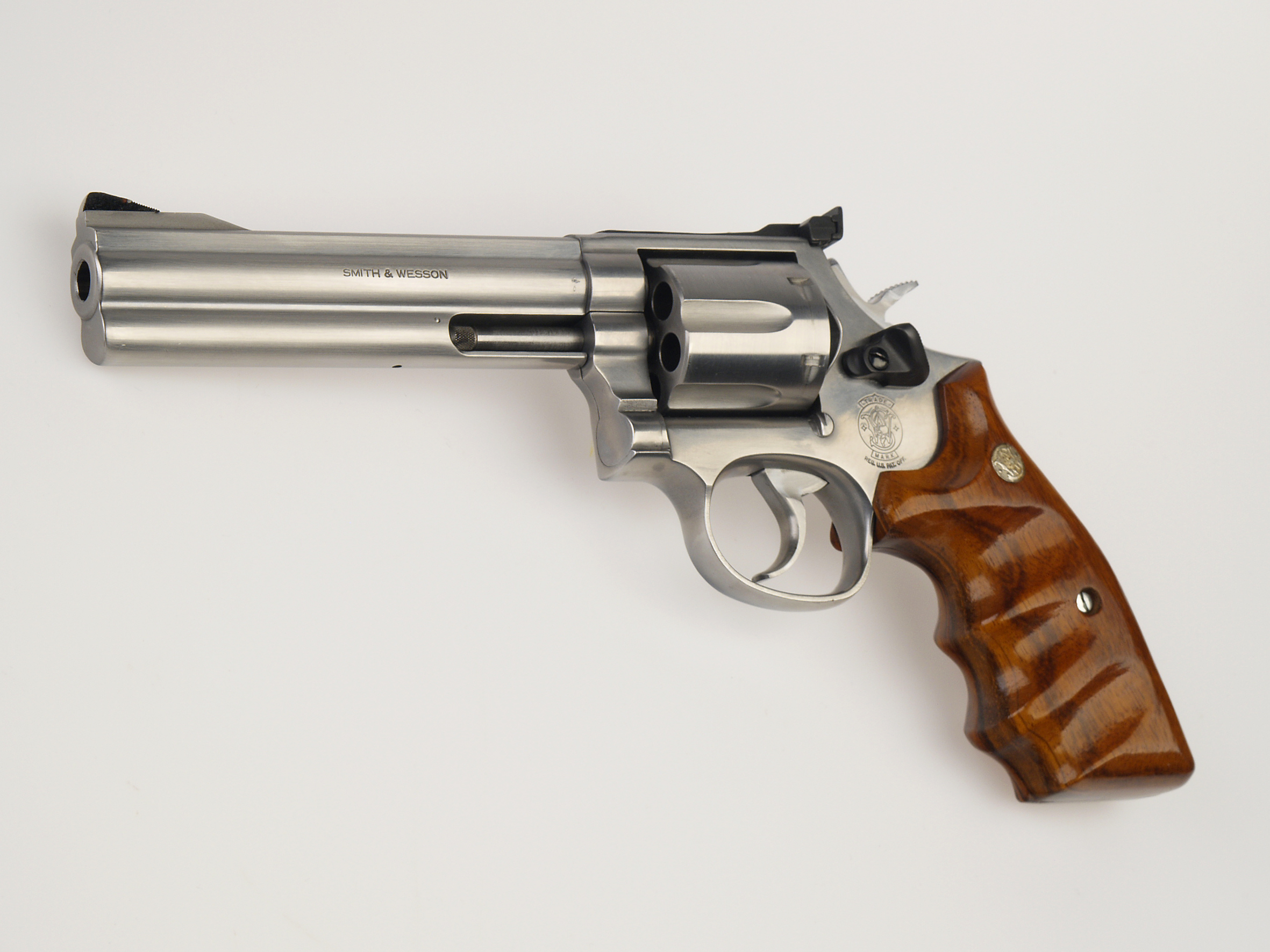 Smith & Wesson Model 29 HD Wallpaper | Background Image | 2362x1772
