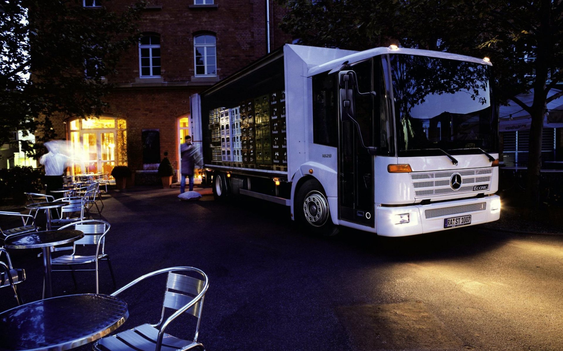 Download Vehicle Mercedes-benz Econic HD Wallpaper