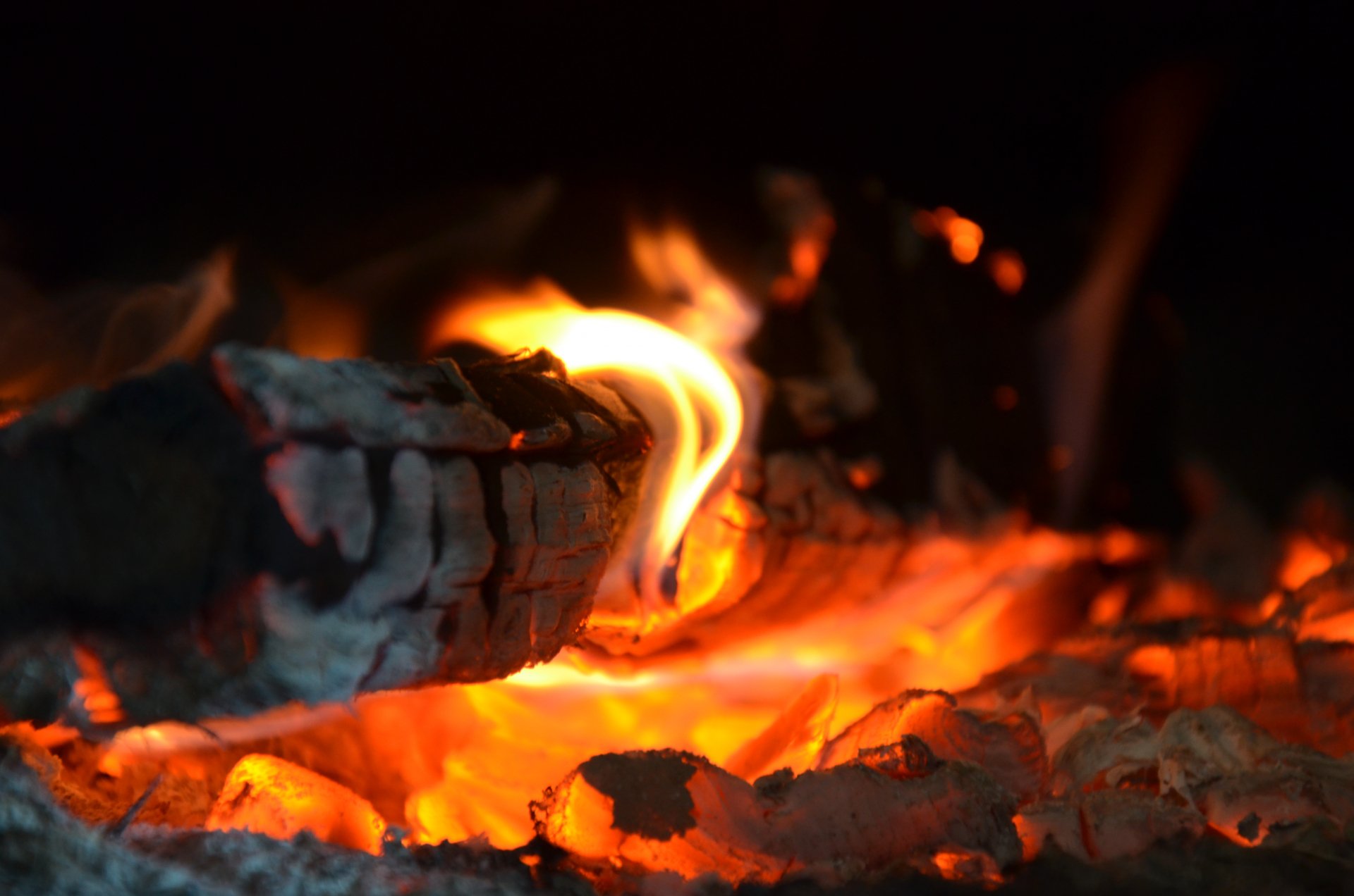 Download Photography Fire 4k Ultra HD Wallpaper