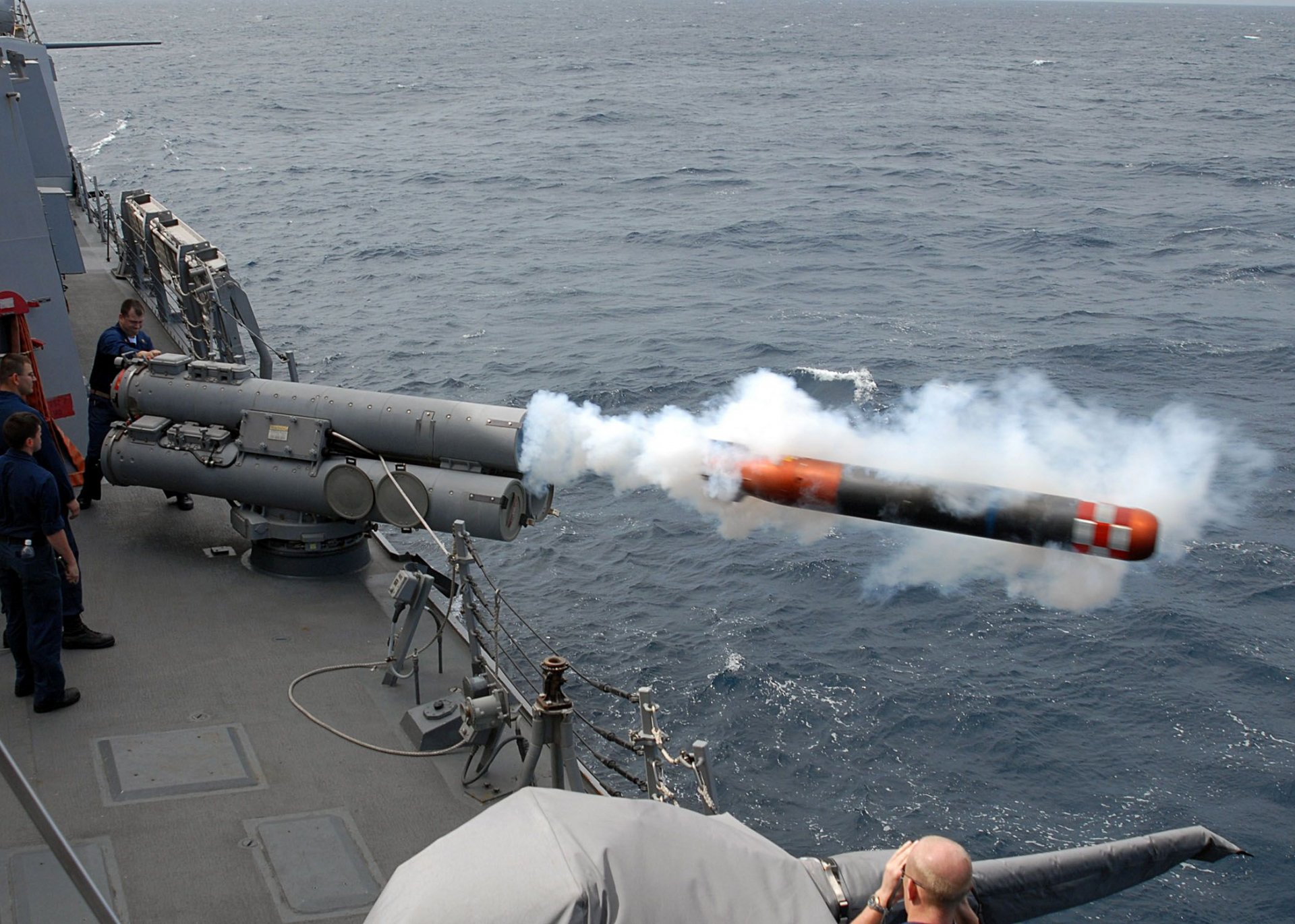 Download Military Torpedo HD Wallpaper
