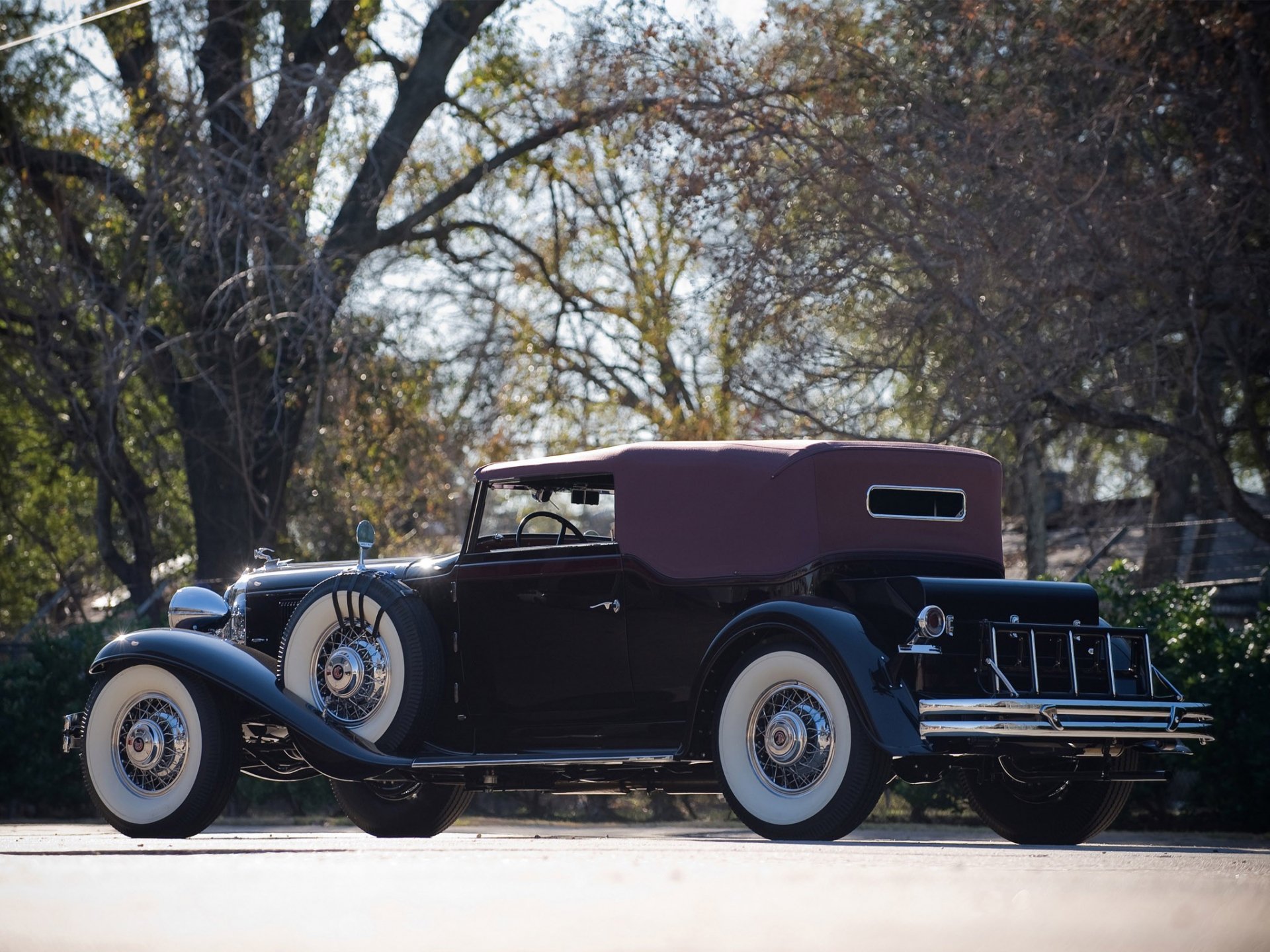 Download Vehicle 1933 Cadillac V-16 HD Wallpaper