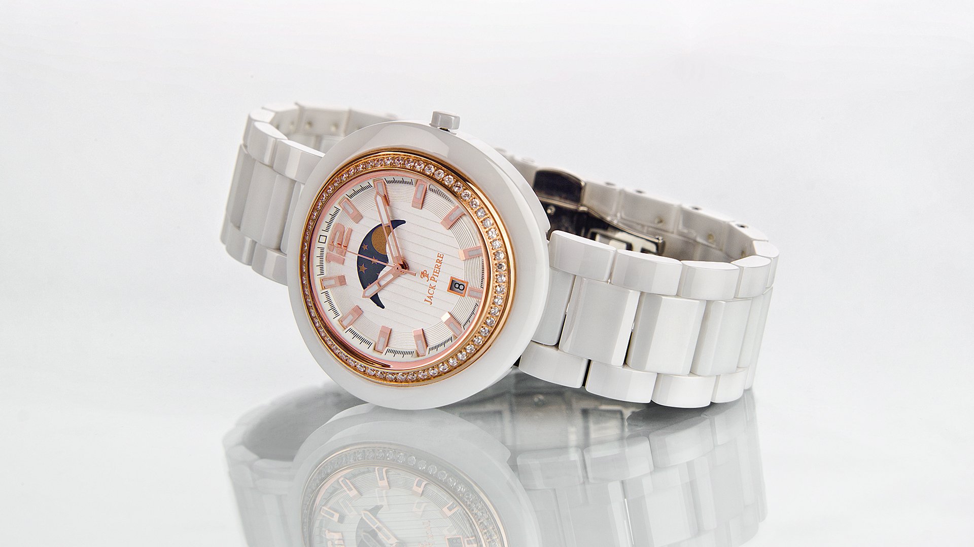 Download Man Made Watch HD Wallpaper
