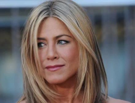 Celebrity Jennifer Aniston HD Desktop Wallpaper | Background Image