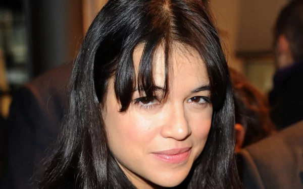 Celebrity Michelle Rodriguez HD Desktop Wallpaper | Background Image