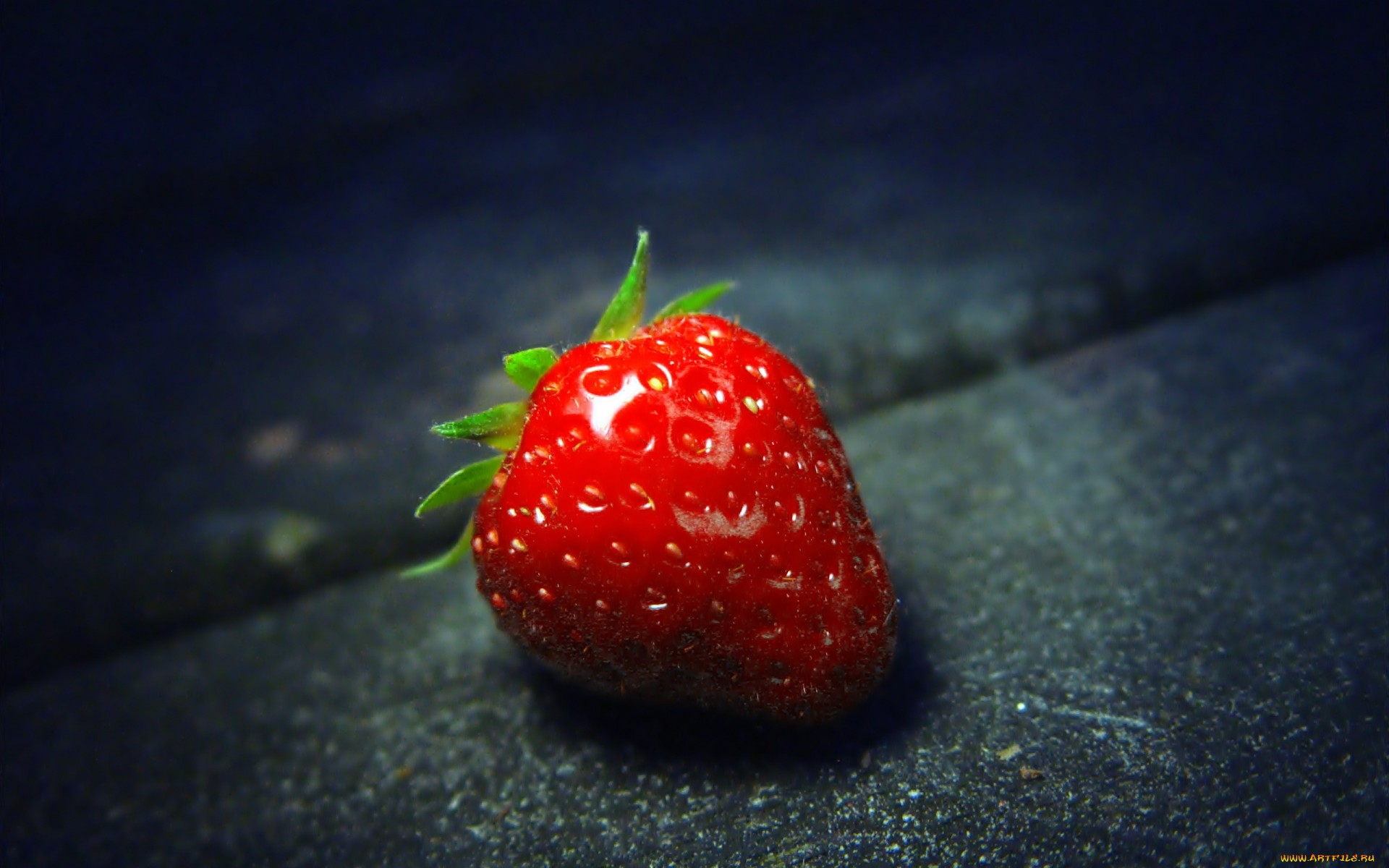 Download Food Strawberry HD Wallpaper