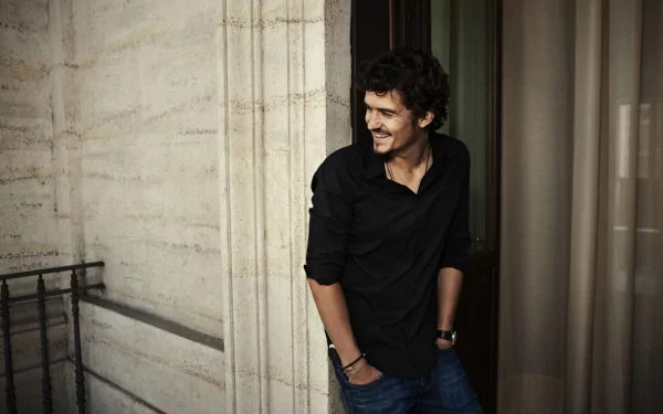 Celebrity Orlando Bloom HD Desktop Wallpaper | Background Image