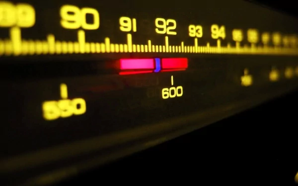 light number man made radio HD Desktop Wallpaper | Background Image