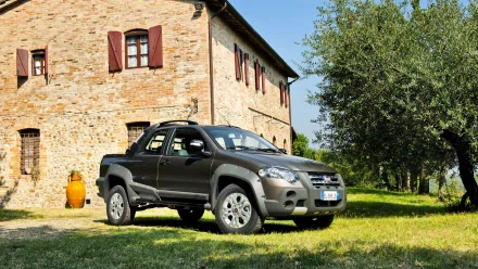 vehicle Fiat Strada HD Desktop Wallpaper | Background Image