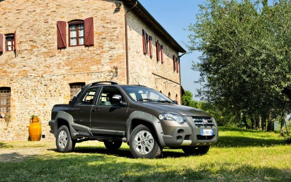 vehicle Fiat Strada HD Desktop Wallpaper | Background Image