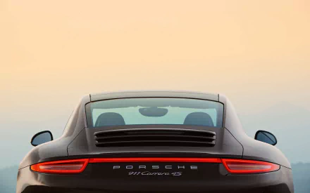  Porsche 911 Carrera 4S