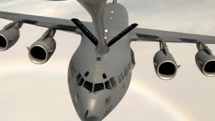 military Boeing C-17 Globemaster III HD Desktop Wallpaper | Background Image