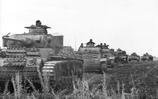 World War II military Panzer III HD Desktop Wallpaper | Background Image