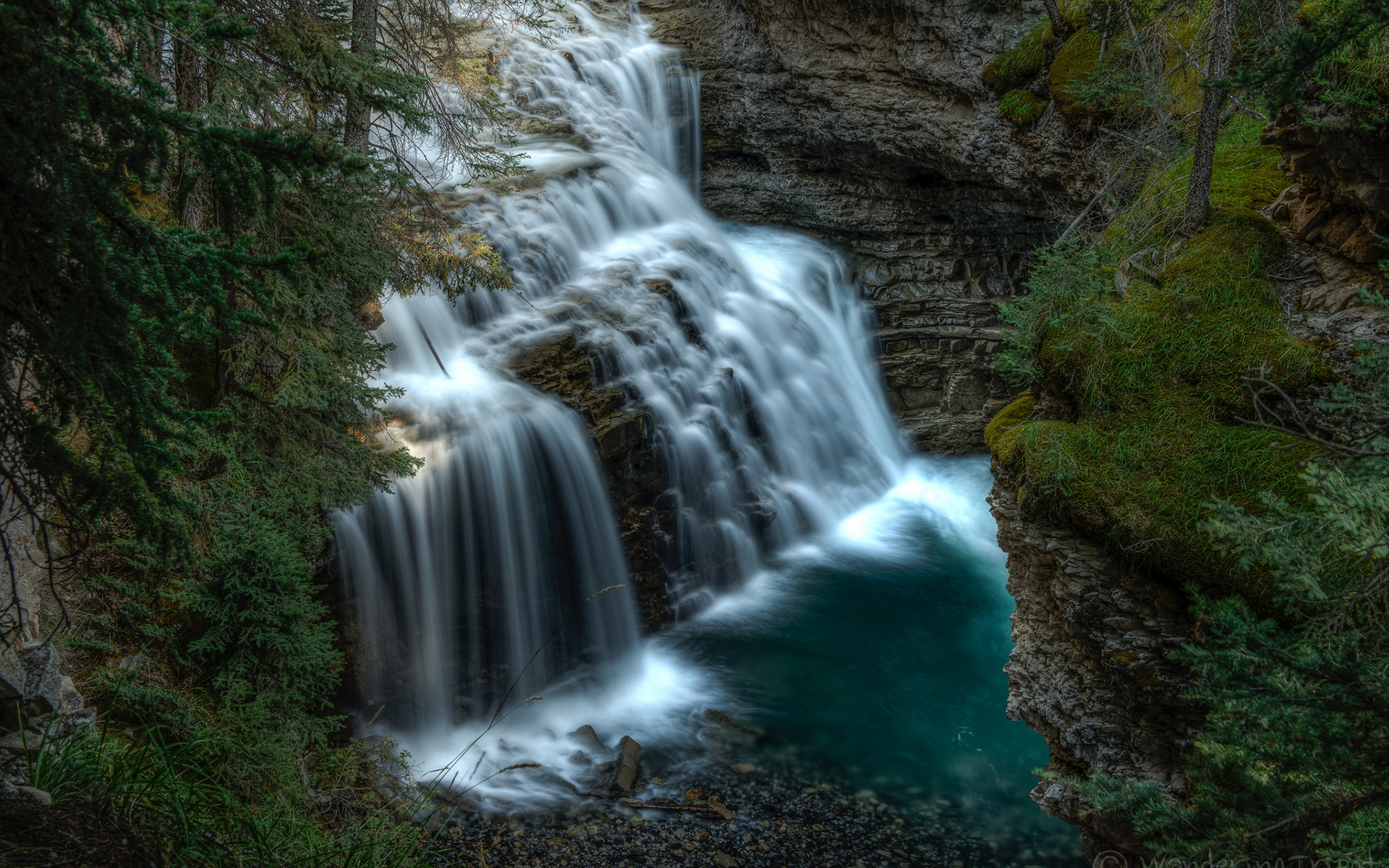 Download Nature Waterfall HD Wallpaper