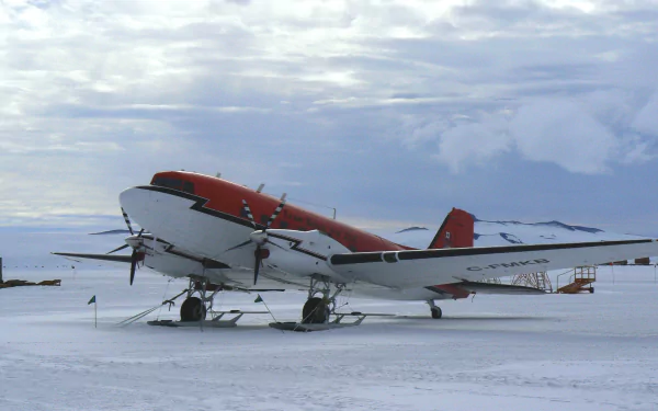 vehicle Douglas DC-3 HD Desktop Wallpaper | Background Image