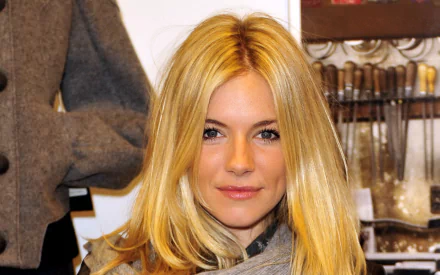Celebrity Sienna Miller HD Desktop Wallpaper | Background Image