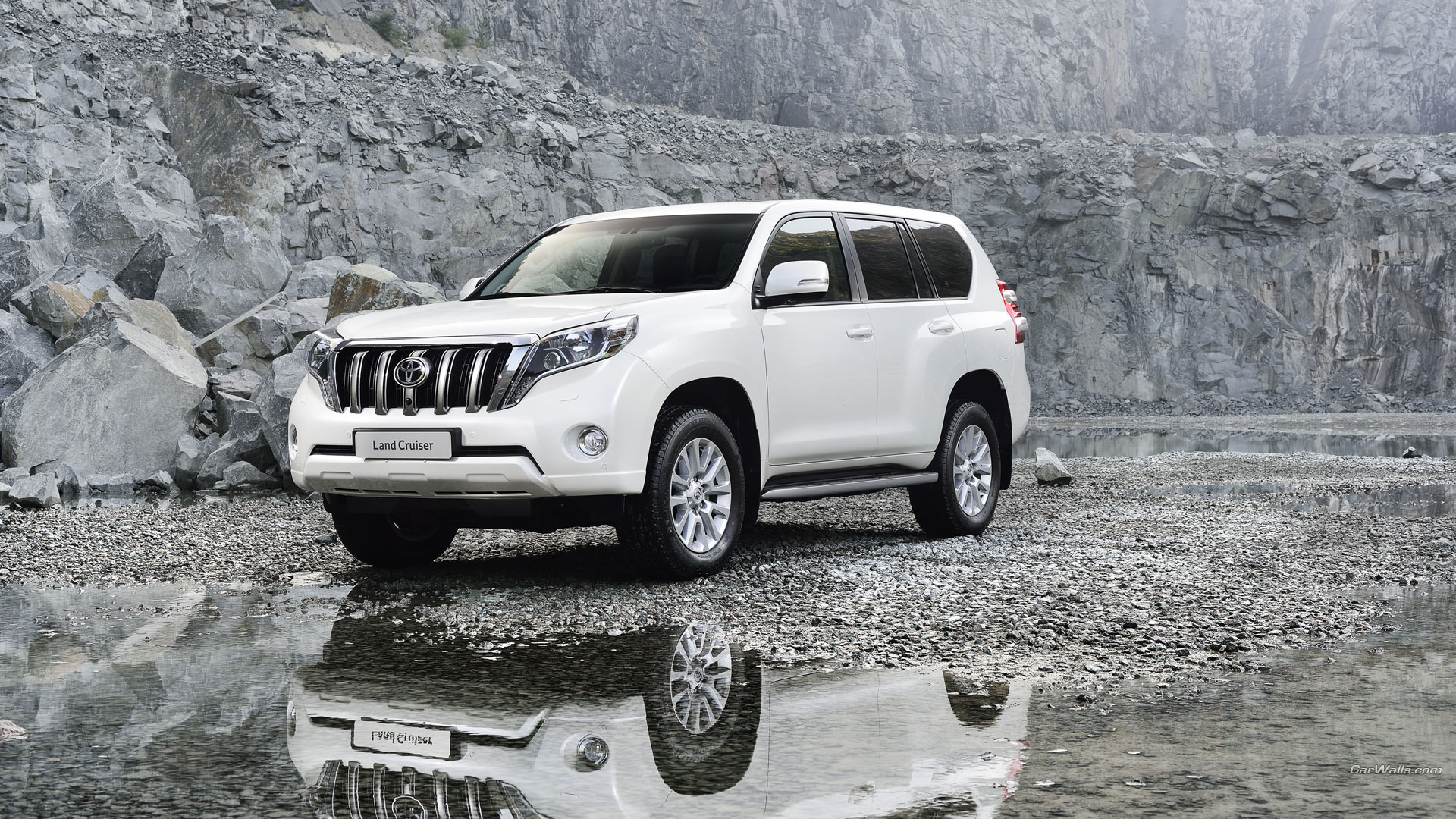 Vehicles 2014 Toyota Land Cruiser HD Wallpaper | Background Image