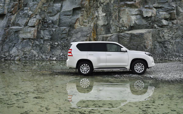 vehicle 2014 Toyota Land Cruiser HD Desktop Wallpaper | Background Image