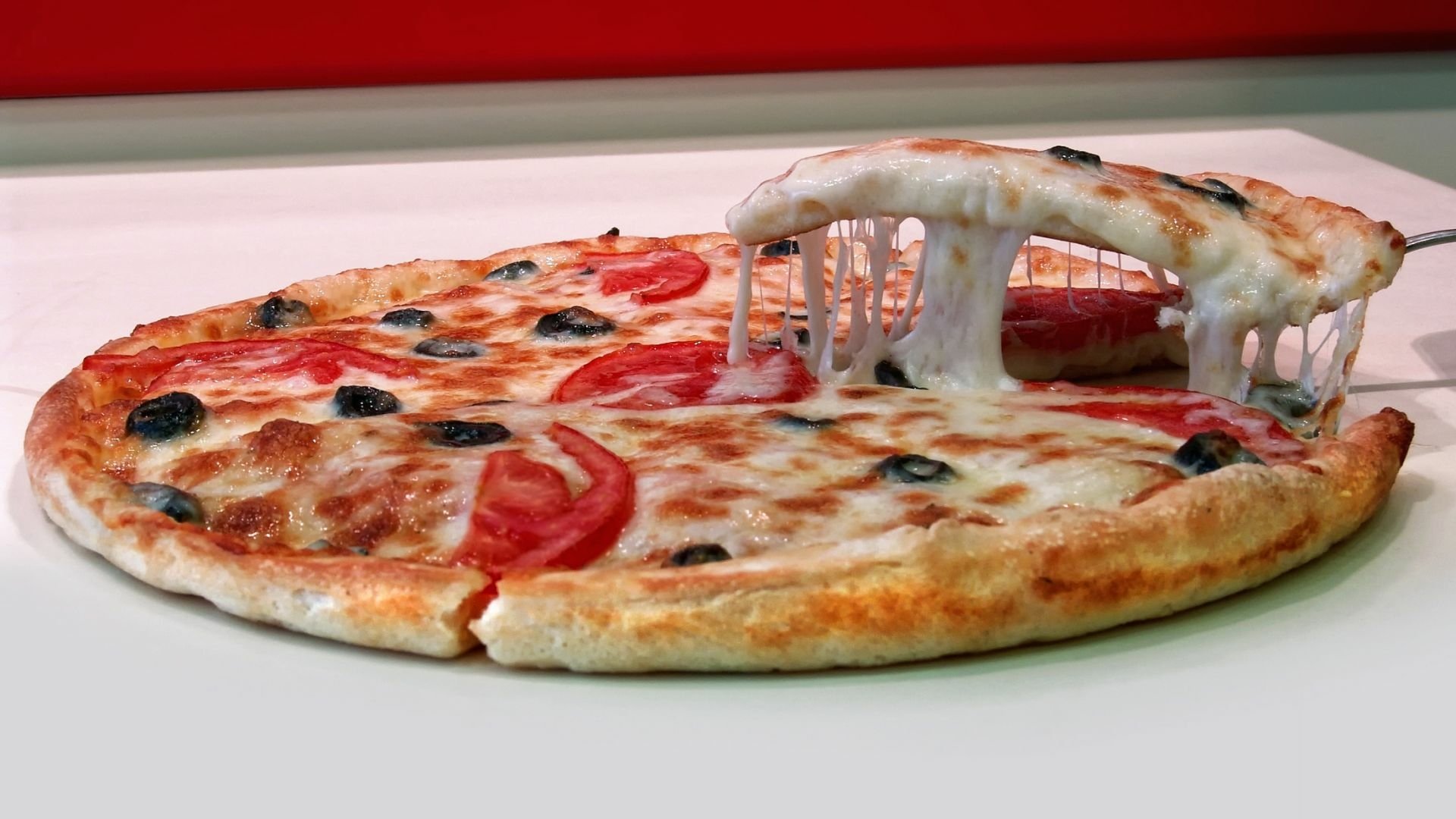 Download Food Pizza HD Wallpaper