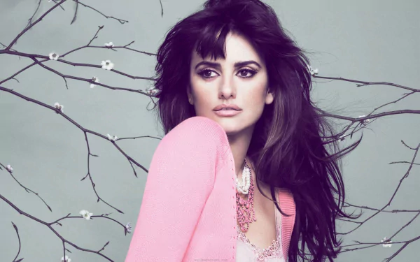 Celebrity Penelope Cruz HD Desktop Wallpaper | Background Image