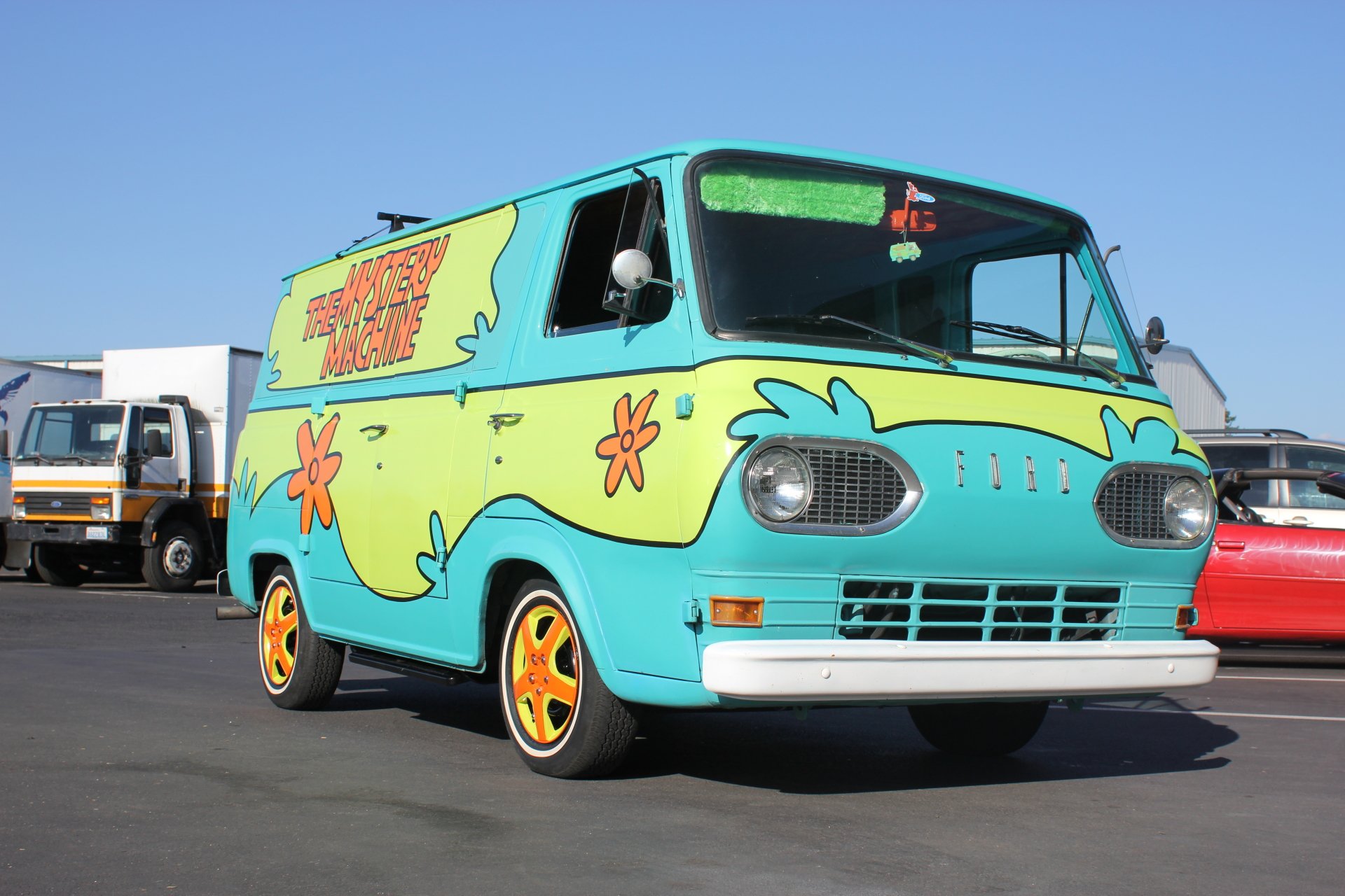 Download Vehicle Ford Econoline 4k Ultra HD Wallpaper