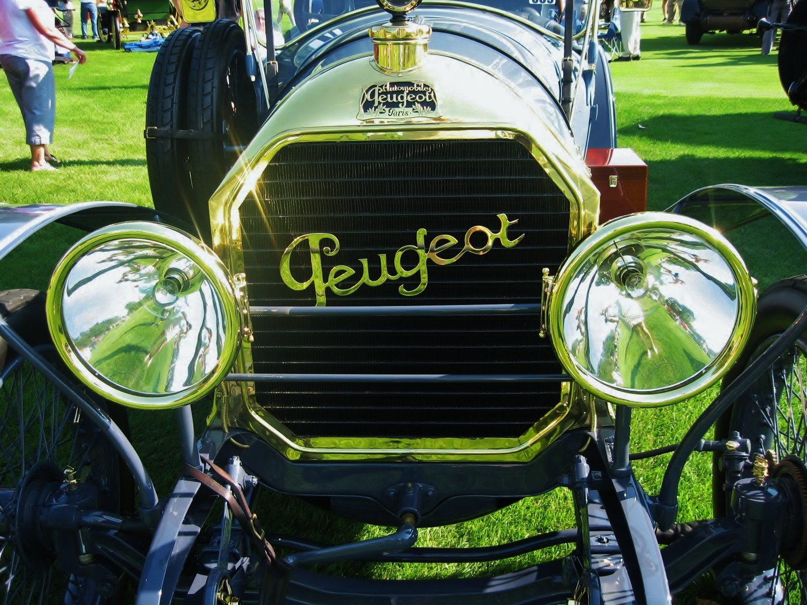 Download Vehicle Peugeot Wallpaper