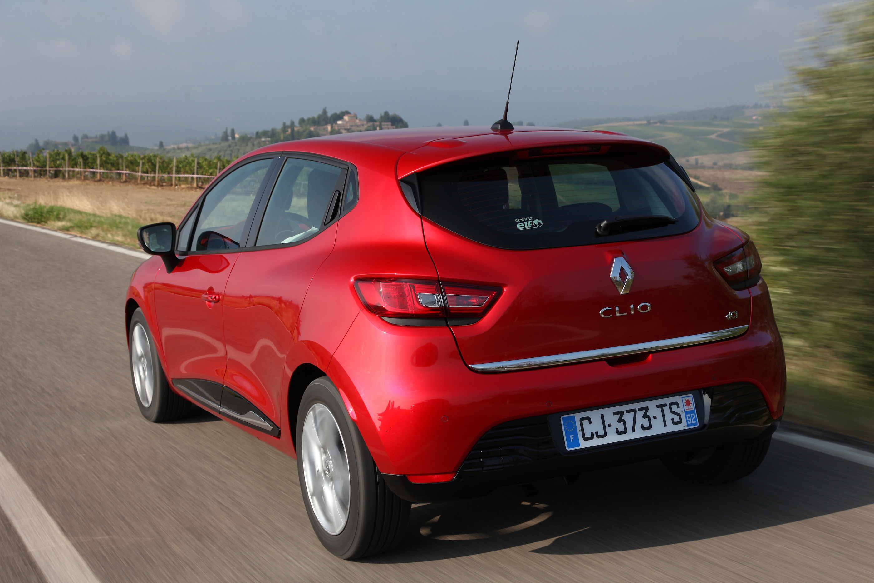 Vehicles Renault Clio HD Wallpaper | Background Image