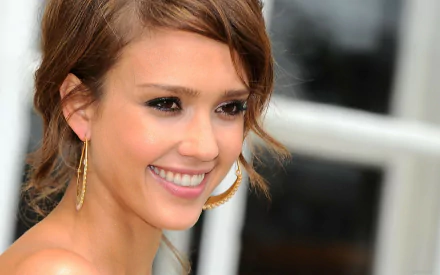 Celebrity Jessica Alba HD Desktop Wallpaper | Background Image