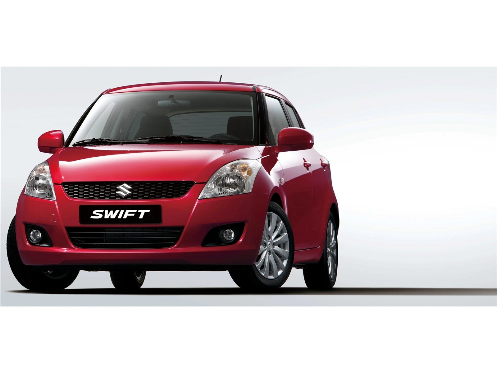 Download Vehicle Suzuki Wallpaper